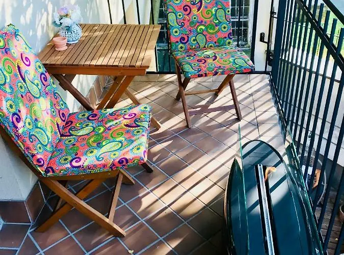 Luxury, Comfort & Quiet Place Next To Cathedral