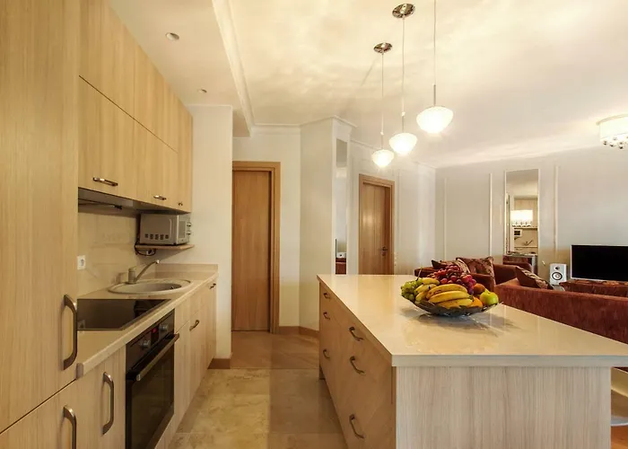 Luxury, Comfort & Quiet Place Next To Cathedral *