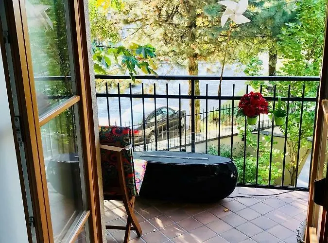 Luxury, Comfort & Quiet Place Next To Cathedral